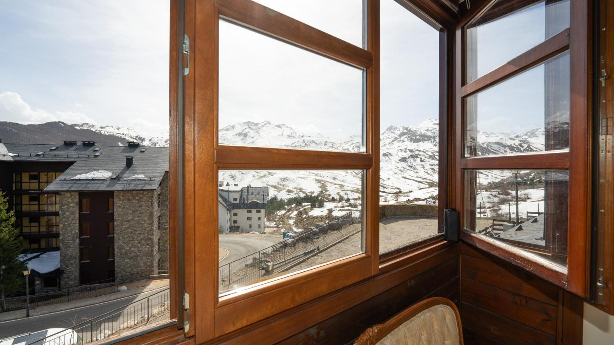 Apartamentos Formigal Buitenkant foto